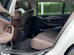 2021 BMW 5 Series 5 535Le, белый — фото 16