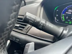 2022 Honda Accord Hybrid 2.0L, белый — фото 13