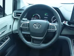 2023 Toyota Granvia 2.5L Hybrid Premium PLUS — фото 20