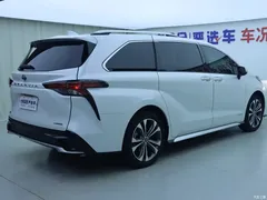 2023 Toyota Granvia 2.5L Hybrid Premium PLUS — фото 28