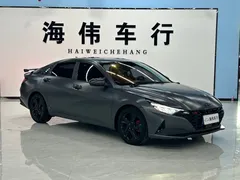 2022 Hyundai Elantra 1.5L CVT LUX Premium — фото 3
