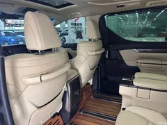 2021 Toyota Alphard Hybrid 2.5L Premium — фото 9