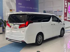 2021 Toyota Alphard Hybrid 2.5L Premium — фото 32