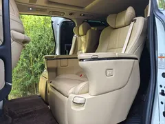 2021 Toyota Alphard Hybrid 2.5L Premium — фото 7