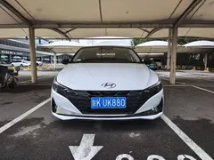 2022 Hyundai Elantra 1.5L CVT LUX Premium, белый — фото 2