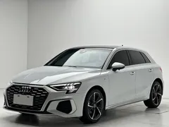 2023 Audi A3 Sportback 35 TFSI Fashion Sport, белый — фото 1