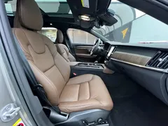 2022 Volvo V90 Cross Country B5 AWD — фото 18
