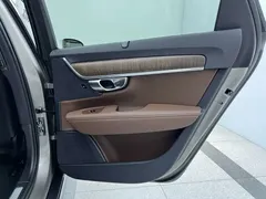 2022 Volvo V90 Cross Country B5 AWD — фото 26
