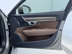 2022 Volvo V90 Cross Country B5 AWD — фото 30