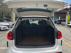 2022 BMW X3 xDrive30i M, белый — фото 16