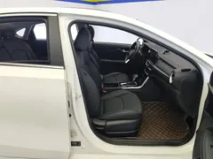 2021 Kia Cerato 1.5L CVT, белый — фото 8