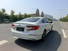 2018 Honda Accord 2.0L Hybrid, белый — фото 7