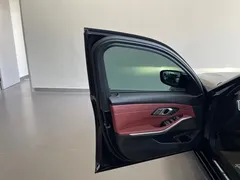 2022 BMW 3 Series 325i M, чёрный — фото 10