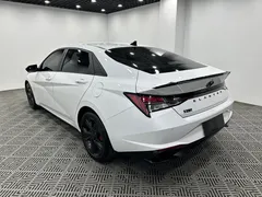2022 Hyundai Elantra 1.5L CVT 20th Anniversary, белый — фото 9