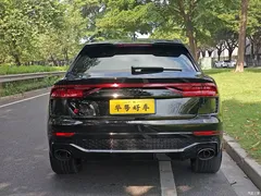 2022 Audi RS Q8 RS Q8 4.0T — фото 3