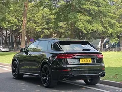 2022 Audi RS Q8 RS Q8 4.0T — фото 4