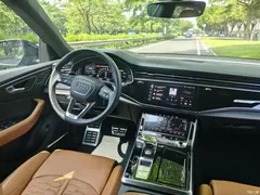2022 Audi RS Q8 RS Q8 4.0T — фото 11