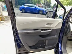 2021 Toyota SIENNA 2.5L US standard — фото 6