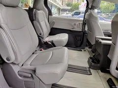 2021 Toyota SIENNA 2.5L US standard — фото 11
