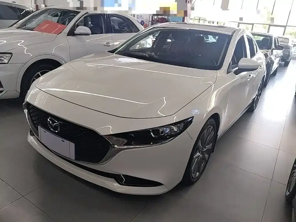 2023 Mazda 3 2.0L AT