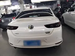 2023 Mazda 3 2.0L AT, белый — фото 6