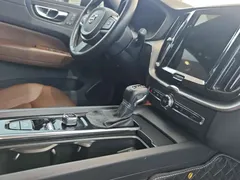 2020 Volvo XC60 4WD Zhiyi Luxury — фото 16