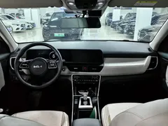 2023 Kia Seltos 1.4T DCT Premium Luxury, белый — фото 9