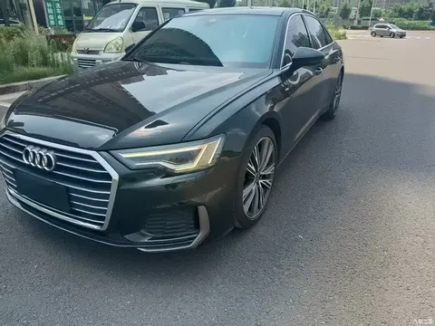 Audi A6L 2022