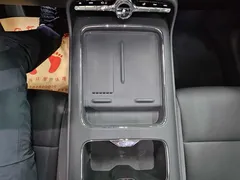 2026 Hongqi HS5 2.0T 4WD Pro, зелёный — фото 14