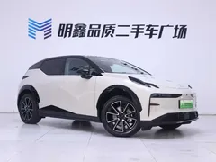 2025 Zeekr X 4 seats RWD Magic Cube, белый — фото 5