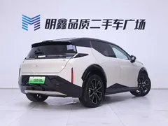 2025 Zeekr X 4 seats RWD Magic Cube, белый — фото 7