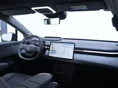 2025 Zeekr X 4 seats RWD Magic Cube, белый — фото 20