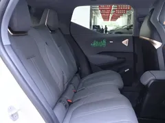 2025 Zeekr X 4 seats RWD Magic Cube, белый — фото 23