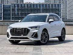2022 Audi Q3 40 TFSI fashionable and dynamic — фото 1