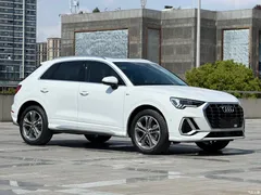 2022 Audi Q3 40 TFSI fashionable and dynamic — фото 3