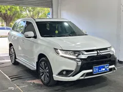 2021 Mitsubishi Outlander 2.0L 2WD Enjoy 5, белый — фото 3