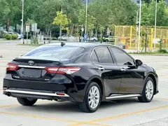 2023 Toyota Camry 2.0G Luxury — фото 7