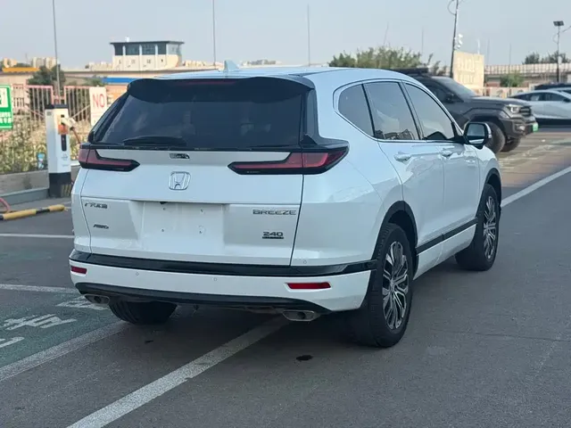 2021 Honda Breeze 240TURBO CVT 4WD Premium