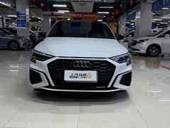 2022 Audi A3L Limousine 35 TFSI, белый — фото 2