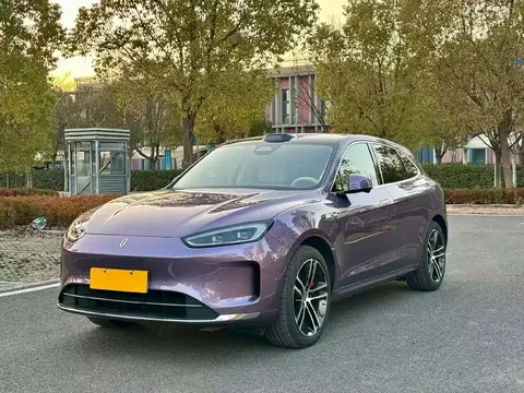 2025 Aito M5 4WD