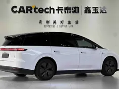 2025 Li Auto i8 Standard, белый — фото 4