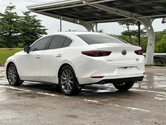 2021 Mazda 3 2.0L AT Quality, белый — фото 12