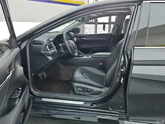 2021 Toyota Camry 2.5G Luxury — фото 9