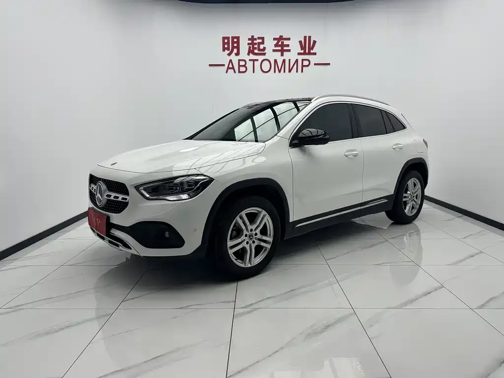 2022 Mercedes-Benz GLA 180