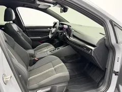 2023 Volkswagen Golf 280TSI DSG R-Line — фото 21