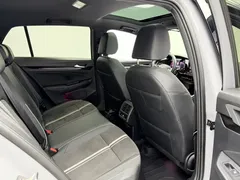 2023 Volkswagen Golf 280TSI DSG R-Line — фото 22