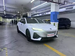 2022 Changan UNI-V 1.5T, белый — фото 3