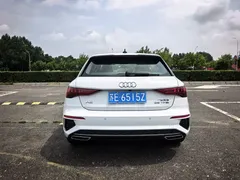 2023 Audi A3 Sportback 35 TFSI, белый — фото 5