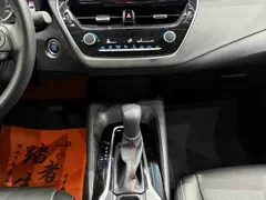 2021 Toyota Corolla 1.2T S-CVT Elite Plus, белый — фото 12