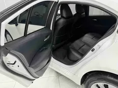 2021 Toyota Corolla 1.2T S-CVT Elite Plus, белый — фото 16